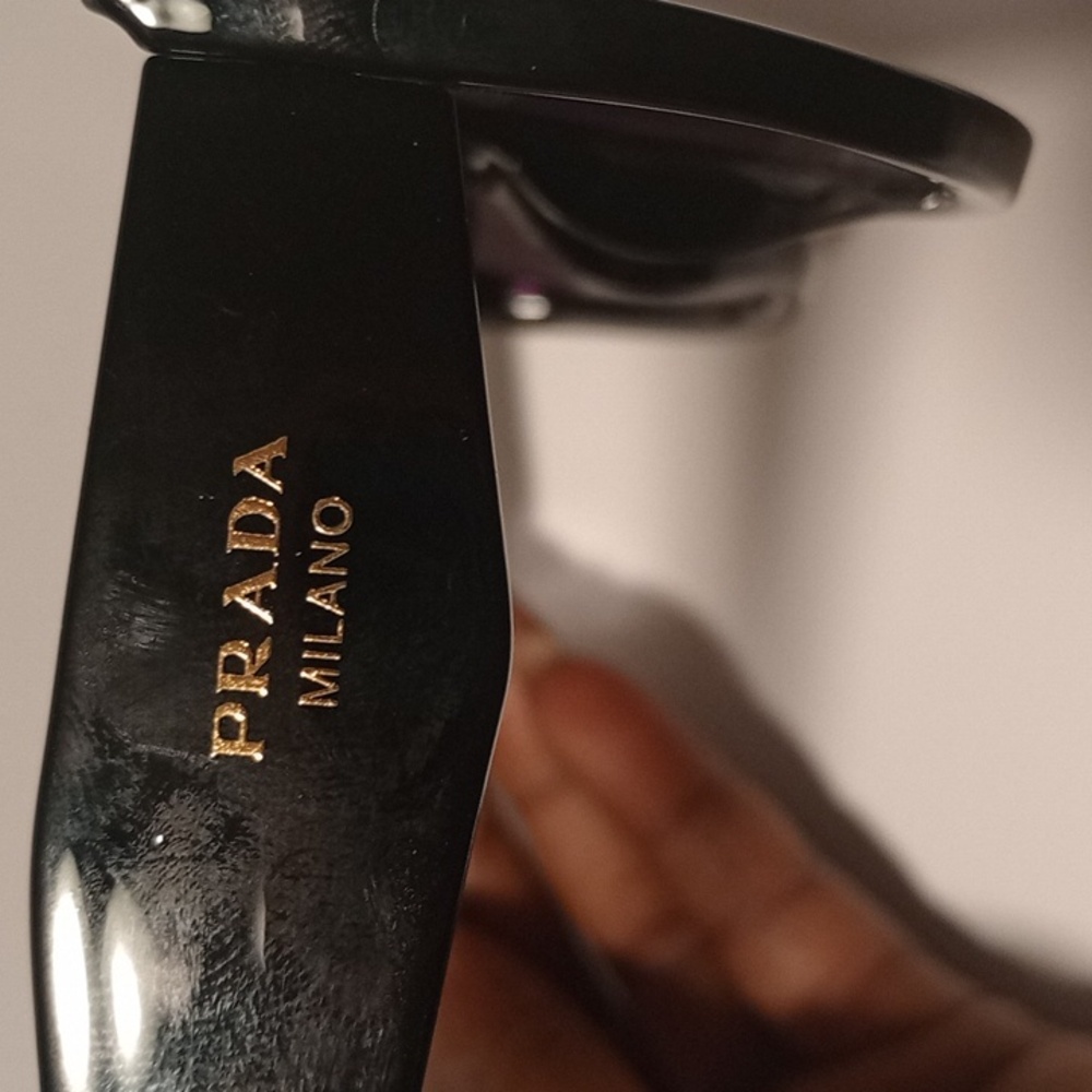 Prada Black and Purple Oversized Cat-Eye Sunglasses - Picture 5 of 5